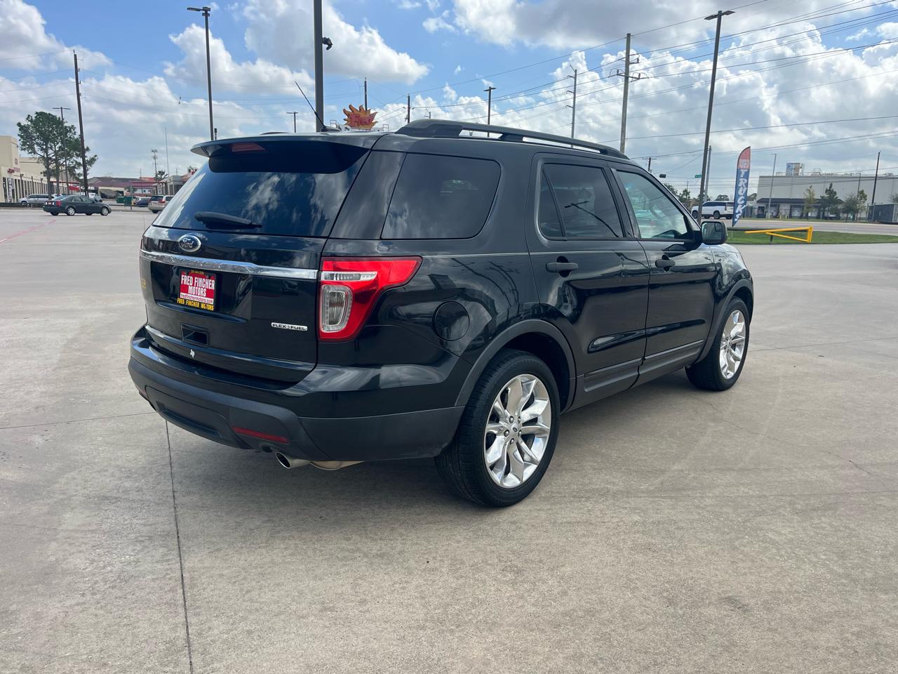 Ford Explorer Base FWD 2013