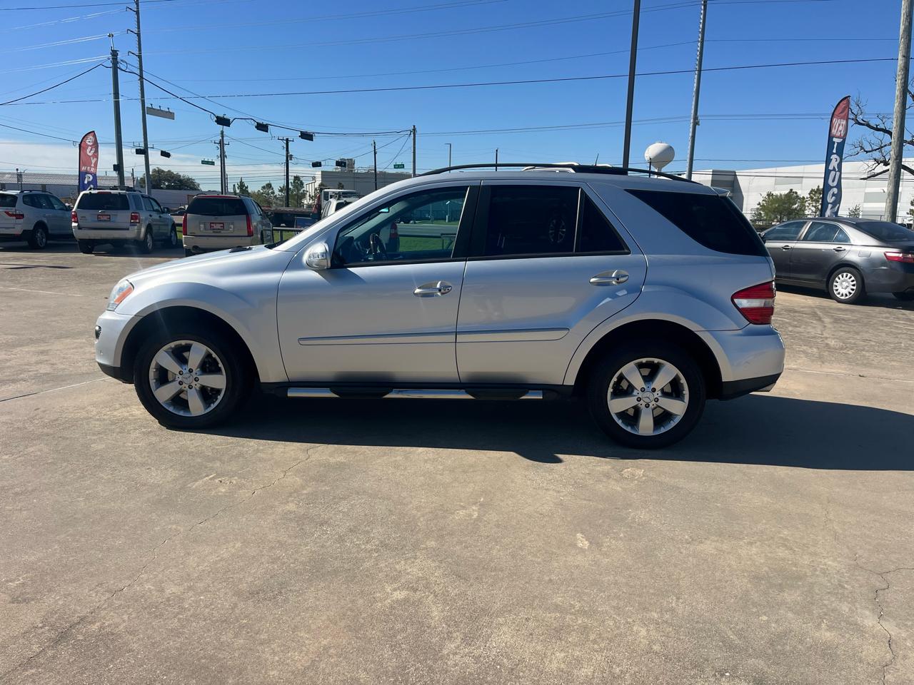 Mercedes-Benz M-Class ML500 2006