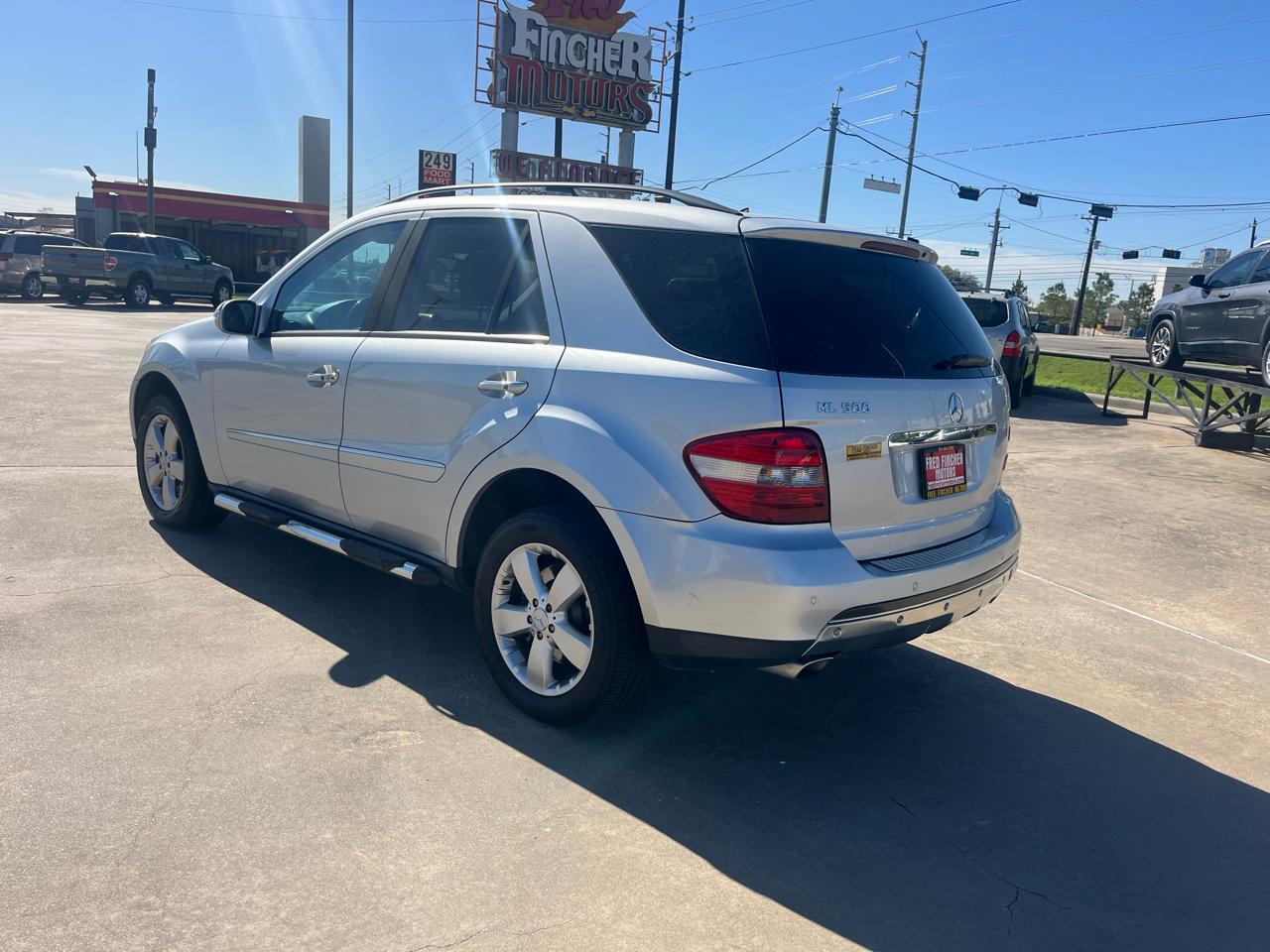 Mercedes-Benz M-Class ML500 2006