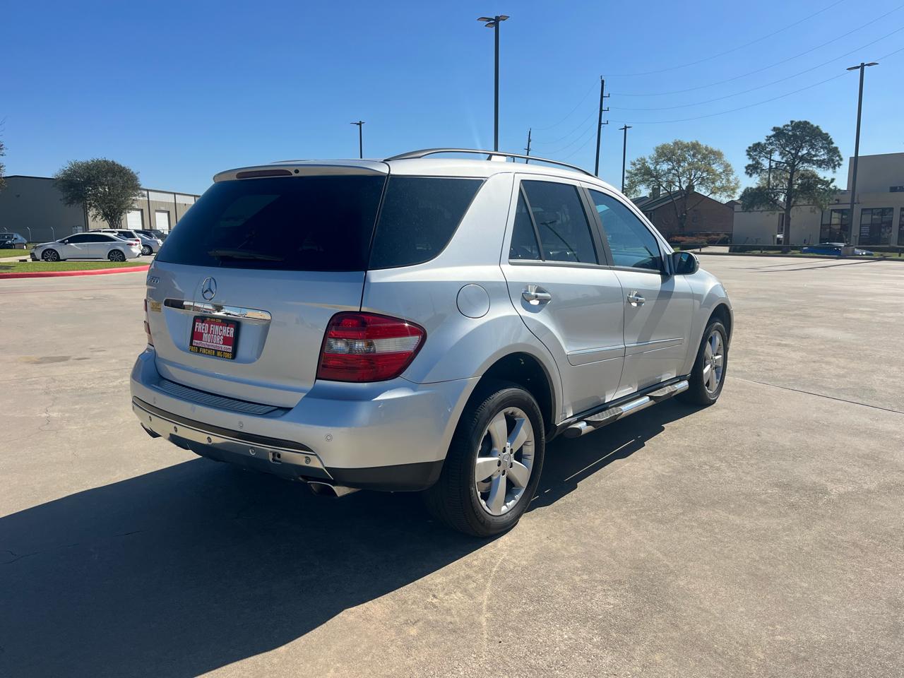 Mercedes-Benz M-Class ML500 2006