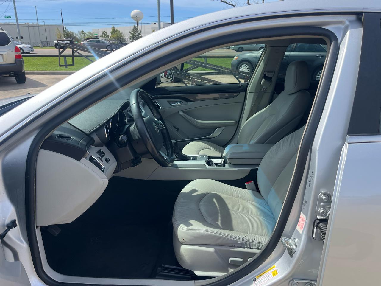 Cadillac CTS 3.0L Base AWD 2011