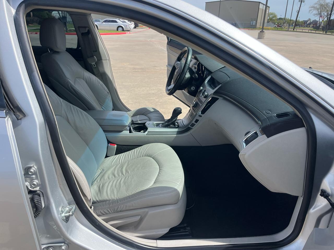 Cadillac CTS 3.0L Base AWD 2011