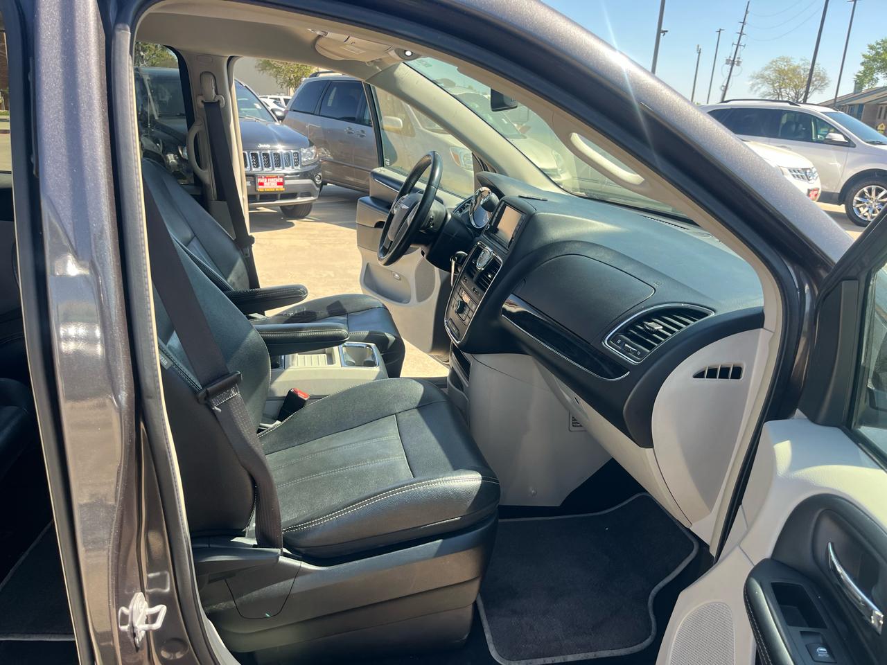 Chrysler Town & Country Touring 2015