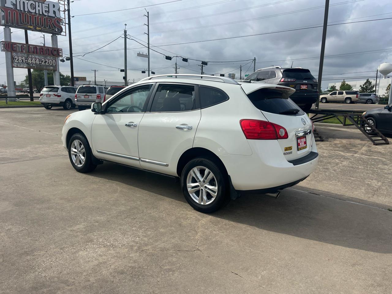 Nissan Rogue S 2WD 2012