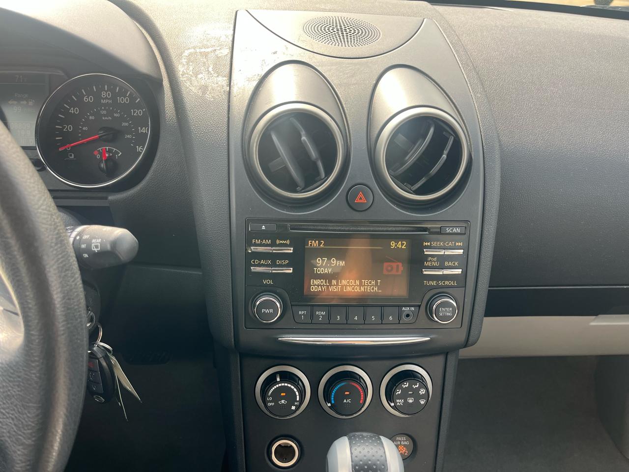 Nissan Rogue S 2WD 2012