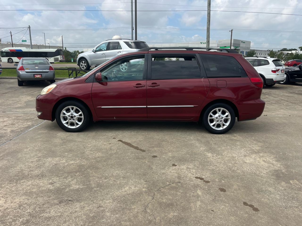 Toyota Sienna XLE 2005