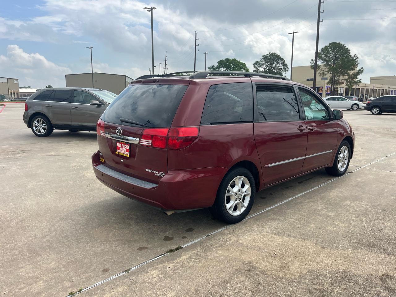 Toyota Sienna XLE 2005