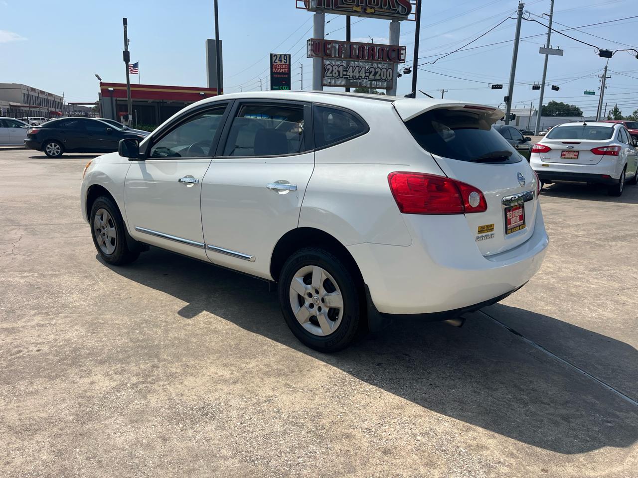 Nissan Rogue S 2WD 2012