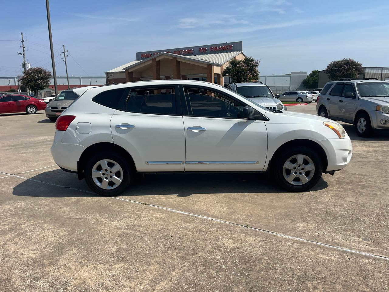 Nissan Rogue S 2WD 2012
