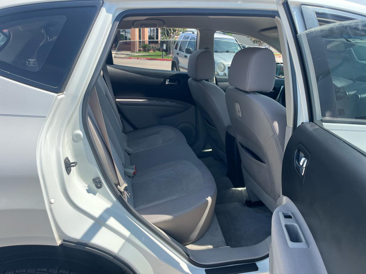 Nissan Rogue S 2WD 2012