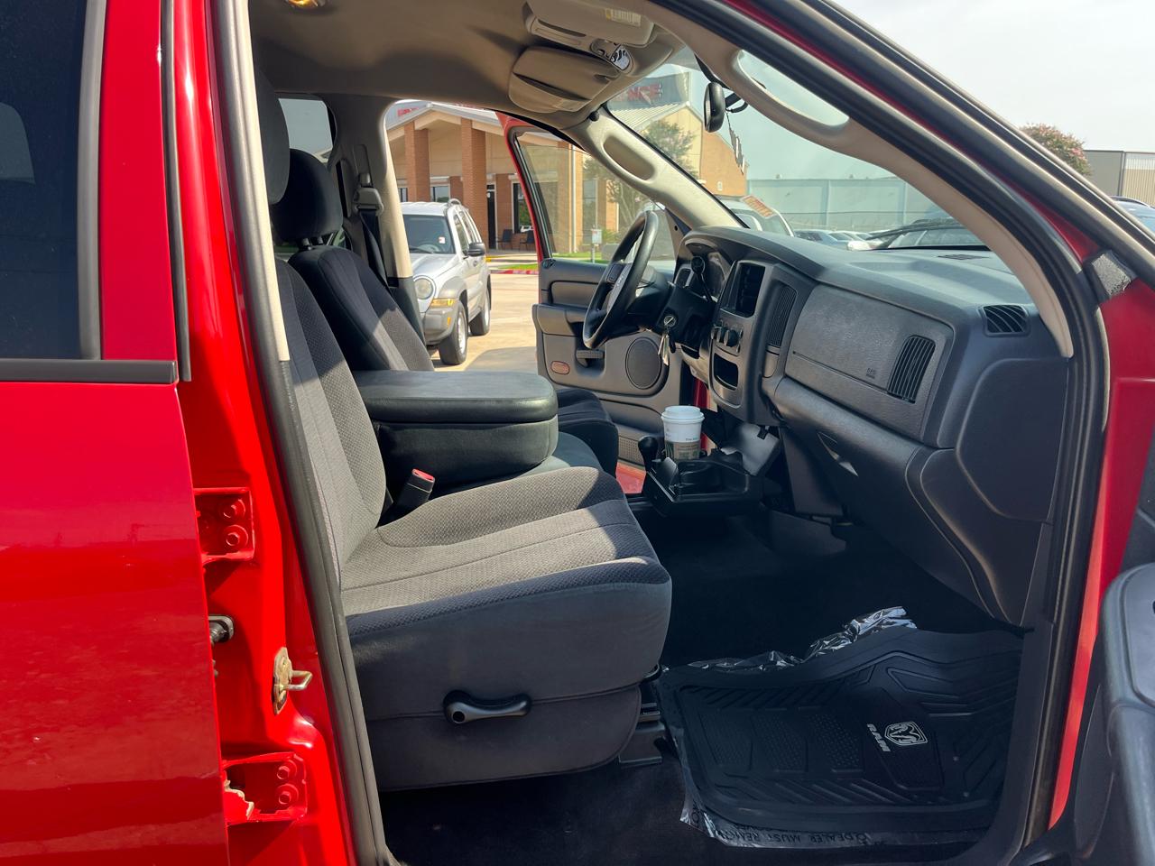 Dodge Ram 1500 ST Quad Cab Long Bed 4WD 2005