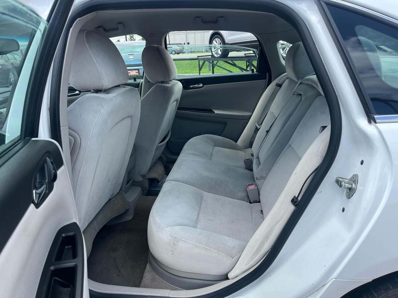 Chevrolet Impala LT (Fleet) 2012
