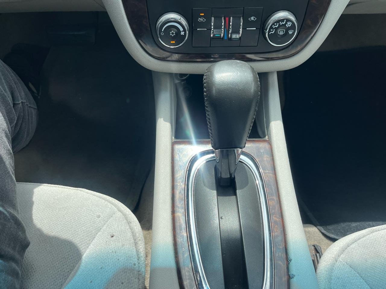 Chevrolet Impala LT (Fleet) 2012