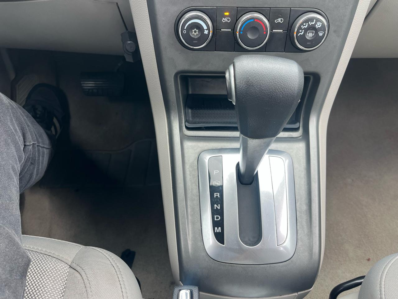 Saturn VUE AWD V6 XE 2009