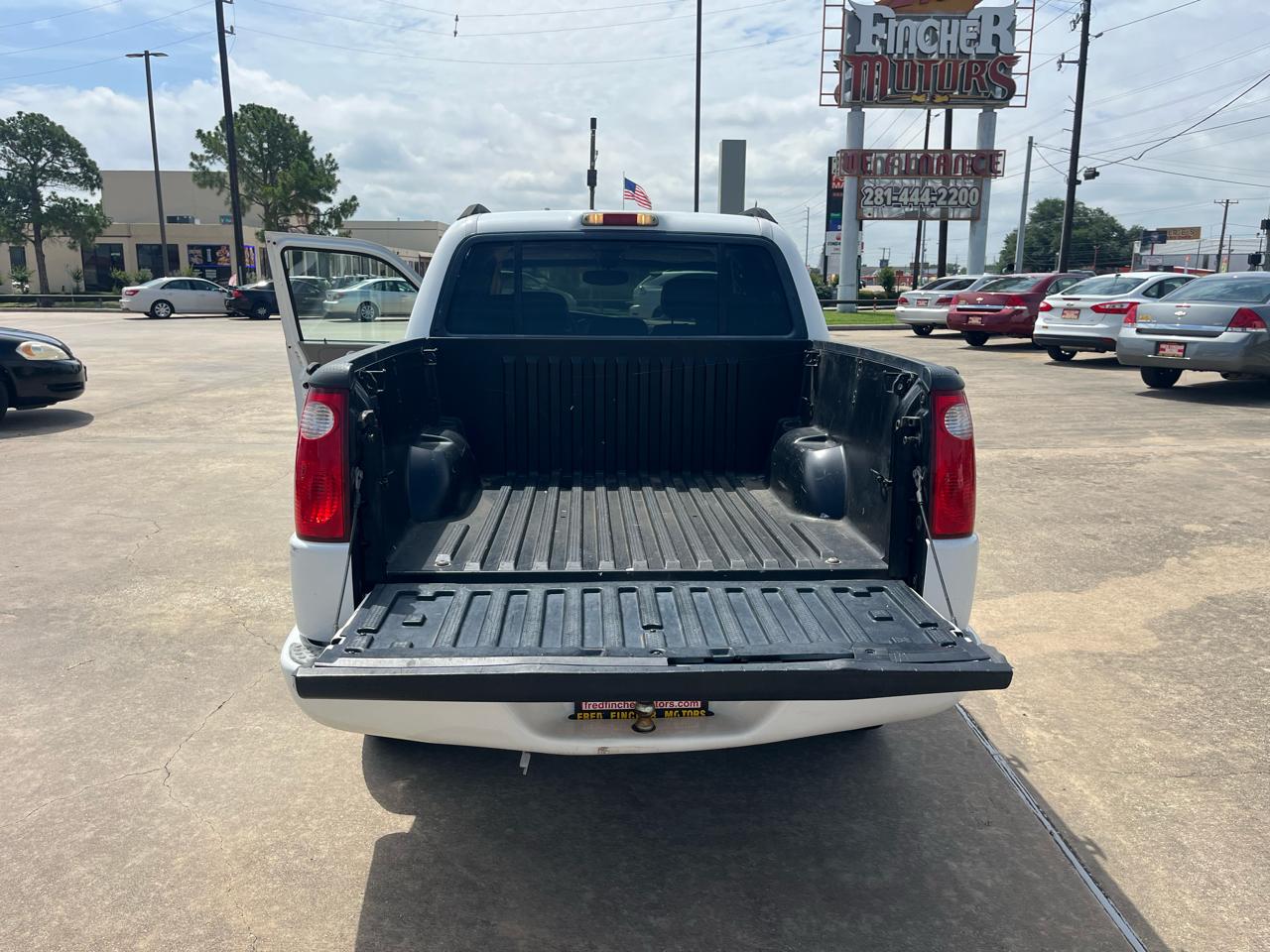 Ford Explorer Sport Trac XLS 4WD 2005