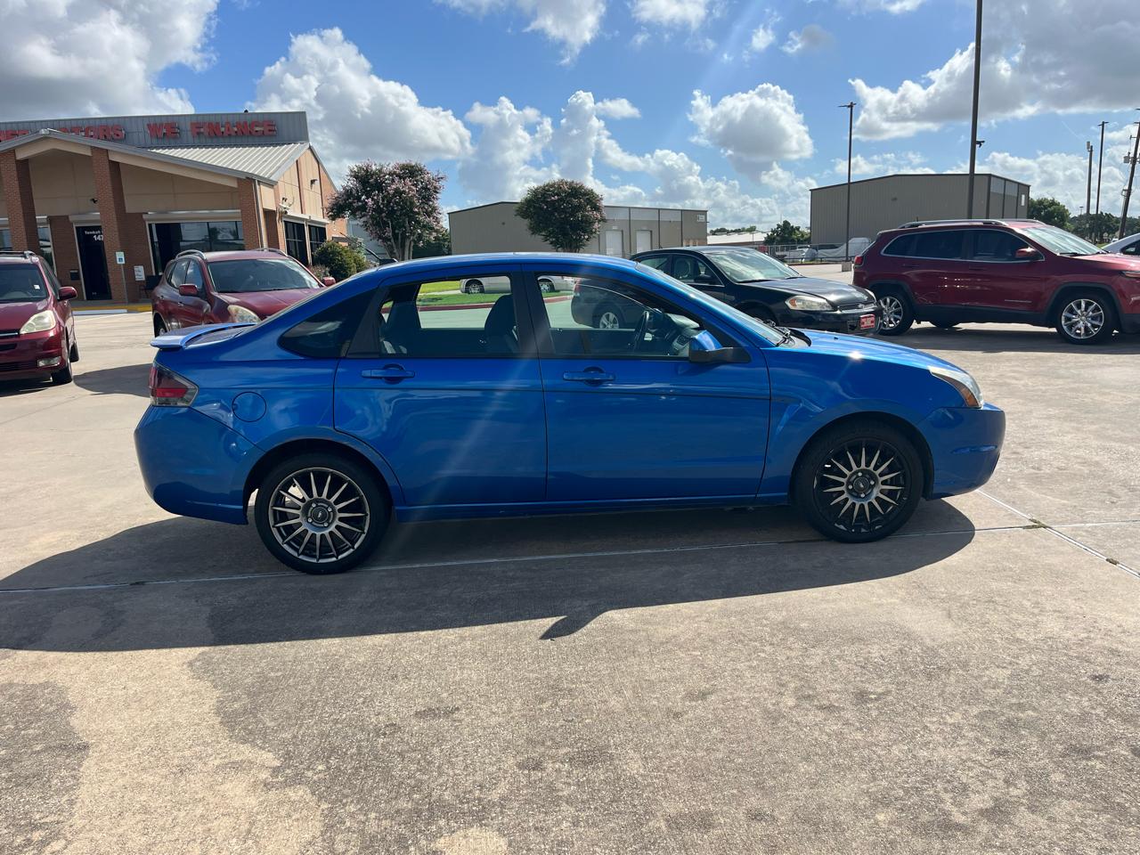 Ford Focus SES Sedan 2011