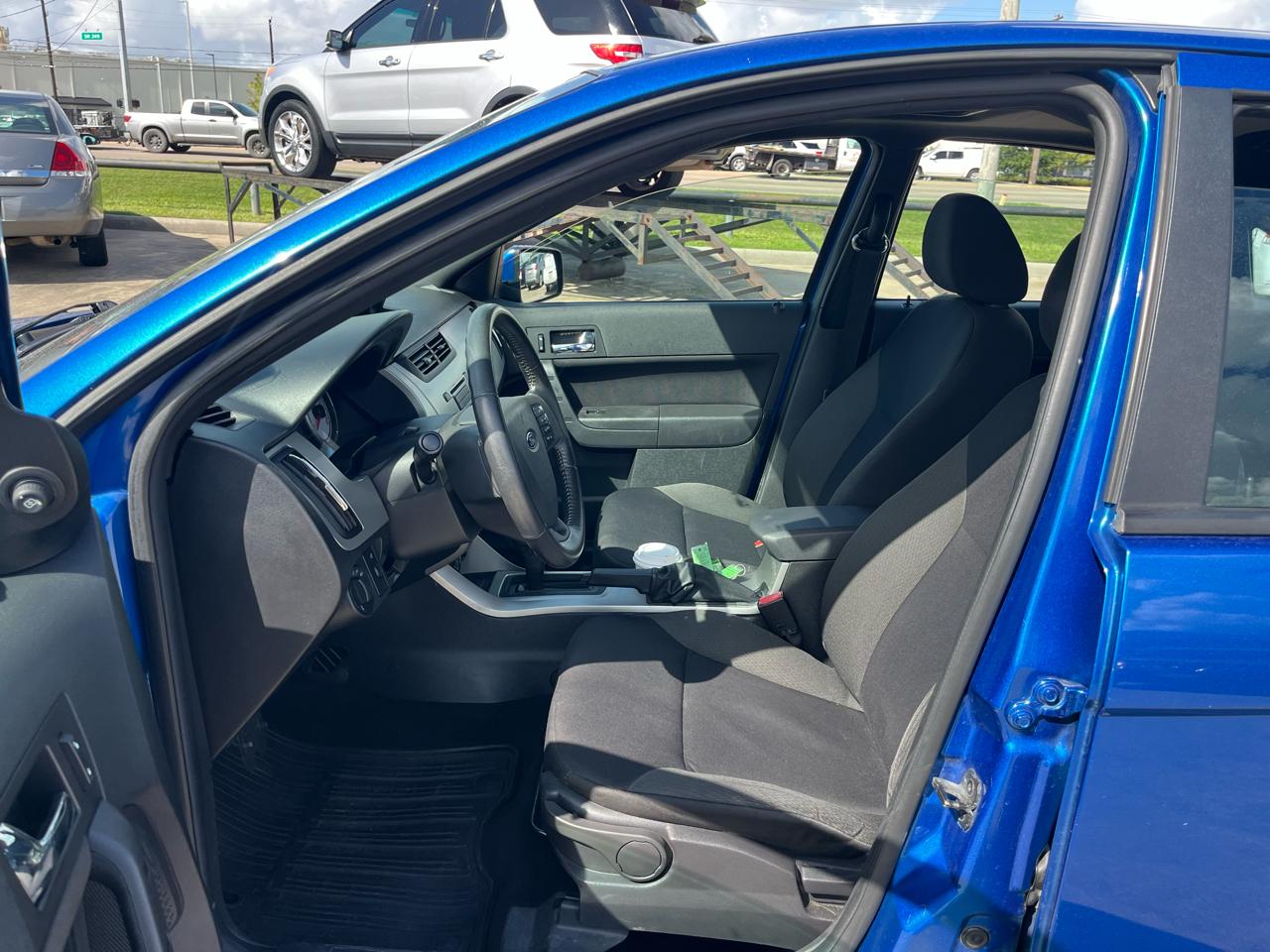 Ford Focus SES Sedan 2011