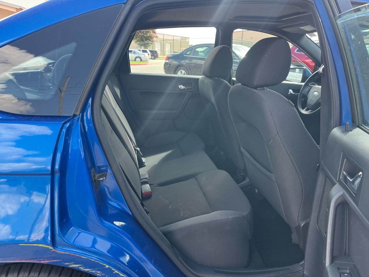 Ford Focus SES Sedan 2011