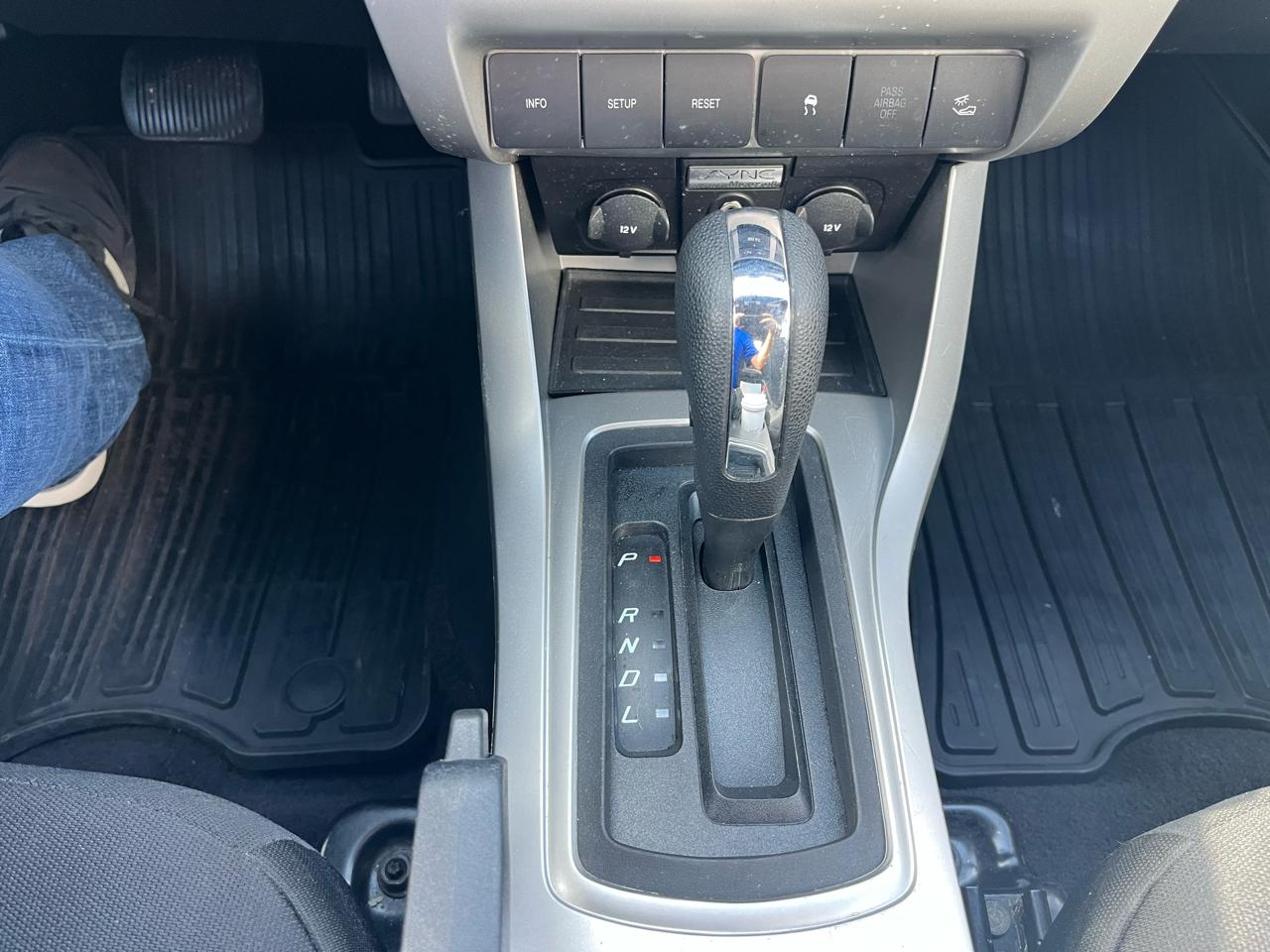 Ford Focus SES Sedan 2011