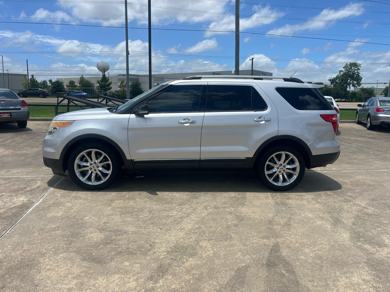 Ford Explorer XLT FWD 2014