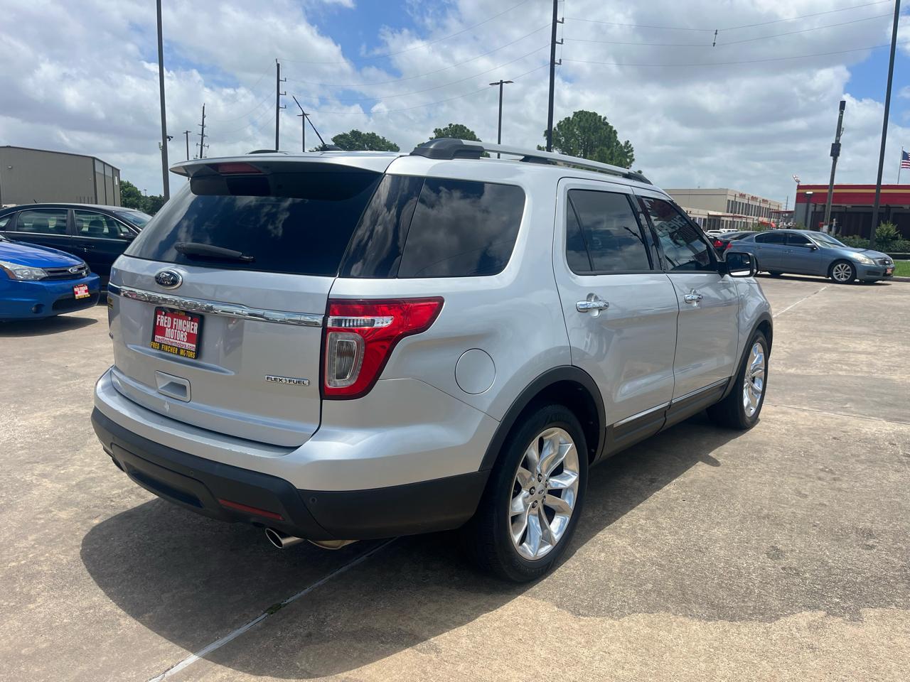 Ford Explorer XLT FWD 2014