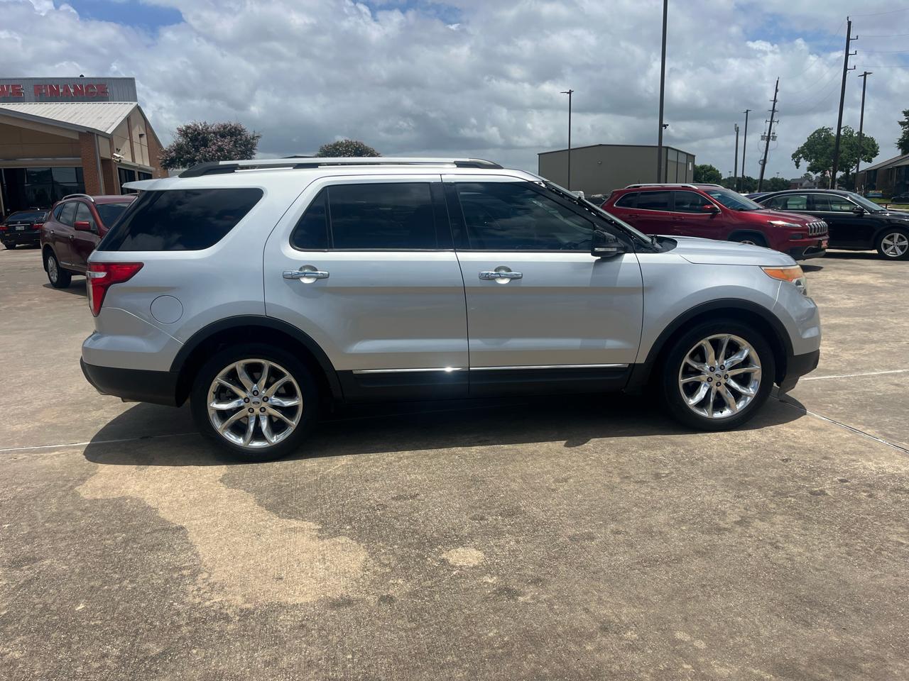 Ford Explorer XLT FWD 2014