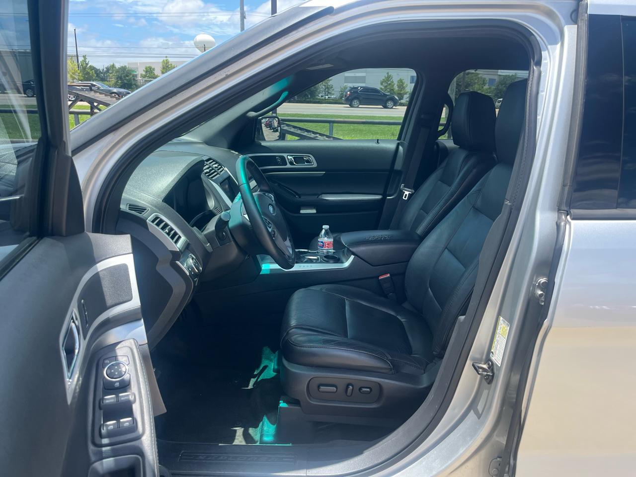 Ford Explorer XLT FWD 2014