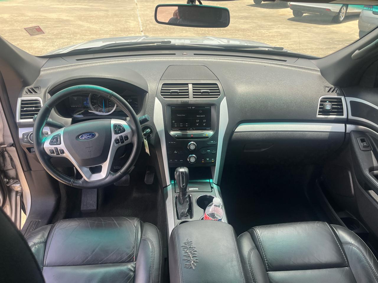 Ford Explorer XLT FWD 2014