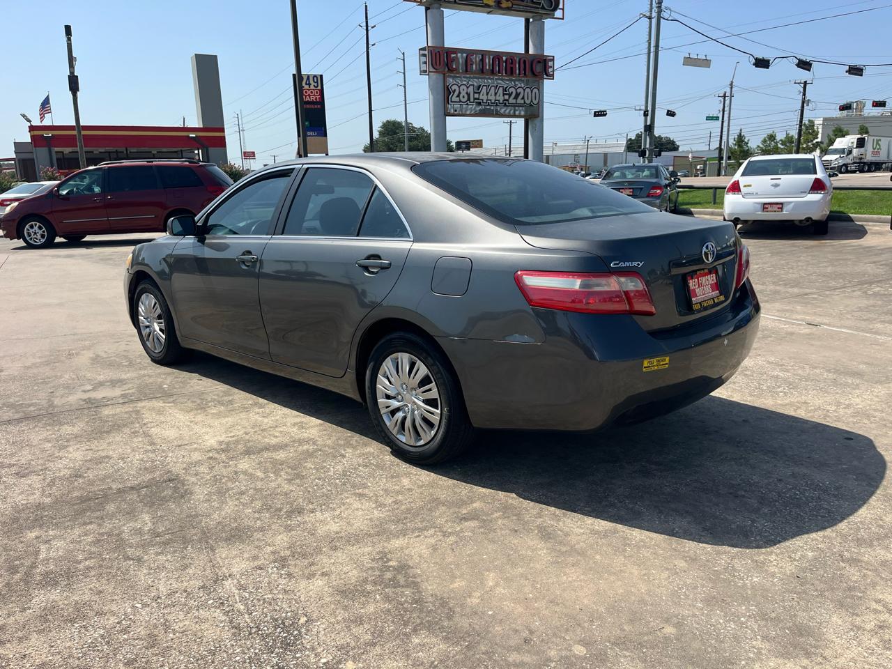 Toyota Camry SE 5-Spd AT 2009