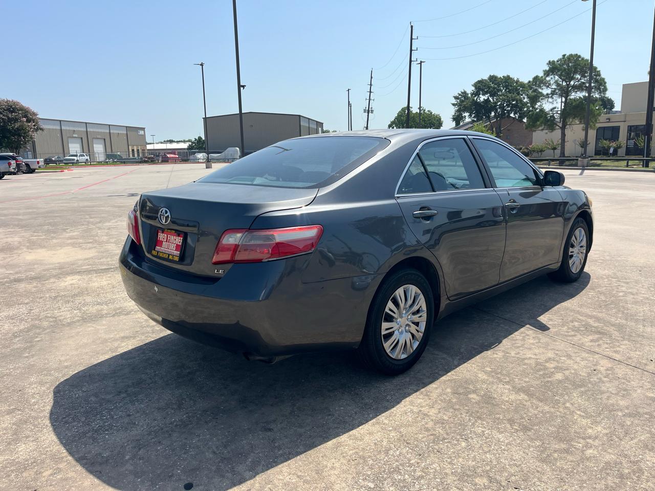 Toyota Camry SE 5-Spd AT 2009