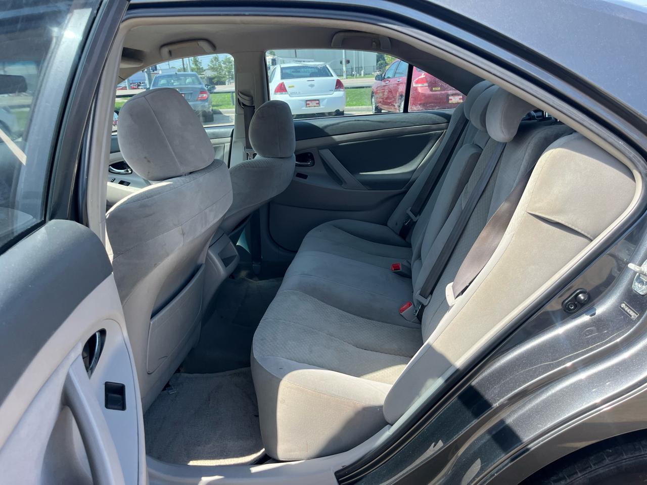 Toyota Camry SE 5-Spd AT 2009