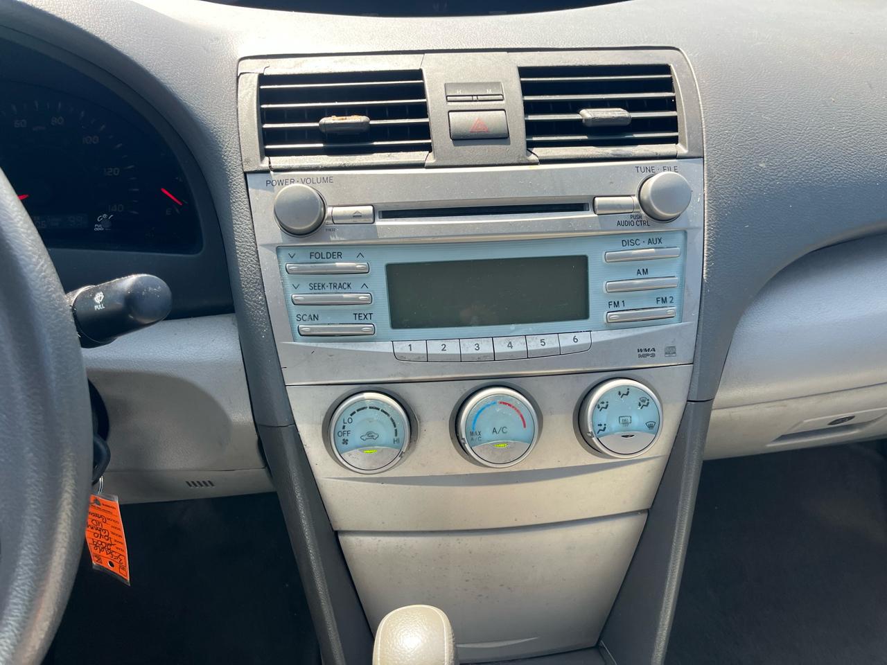 Toyota Camry SE 5-Spd AT 2009