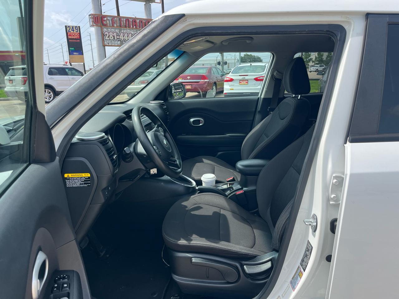 Kia Soul Base 6A 2016