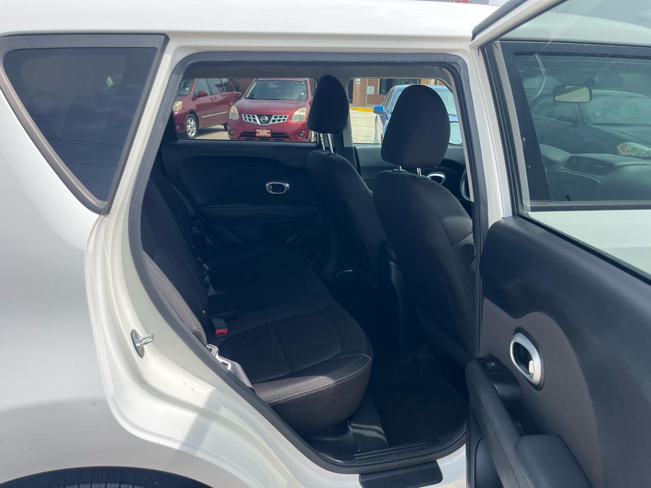 Kia Soul Base 6A 2016