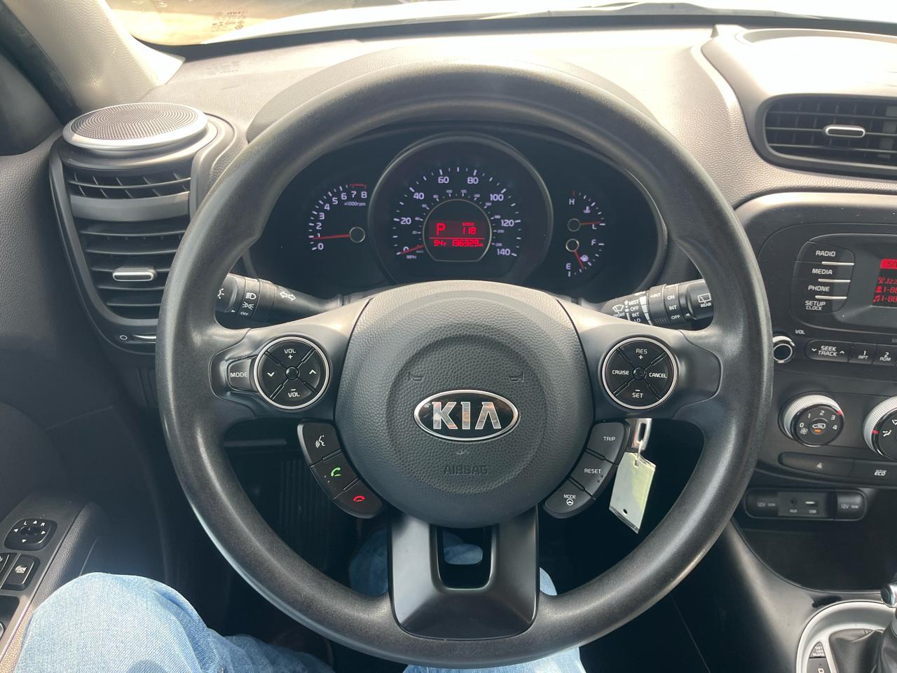 Kia Soul Base 6A 2016