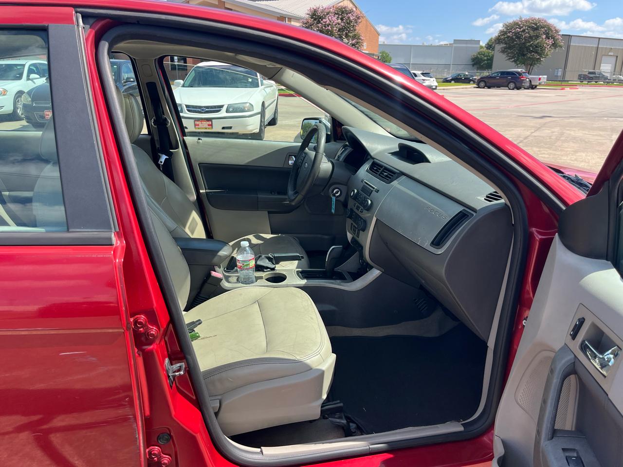 Ford Focus SEL Sedan 2010