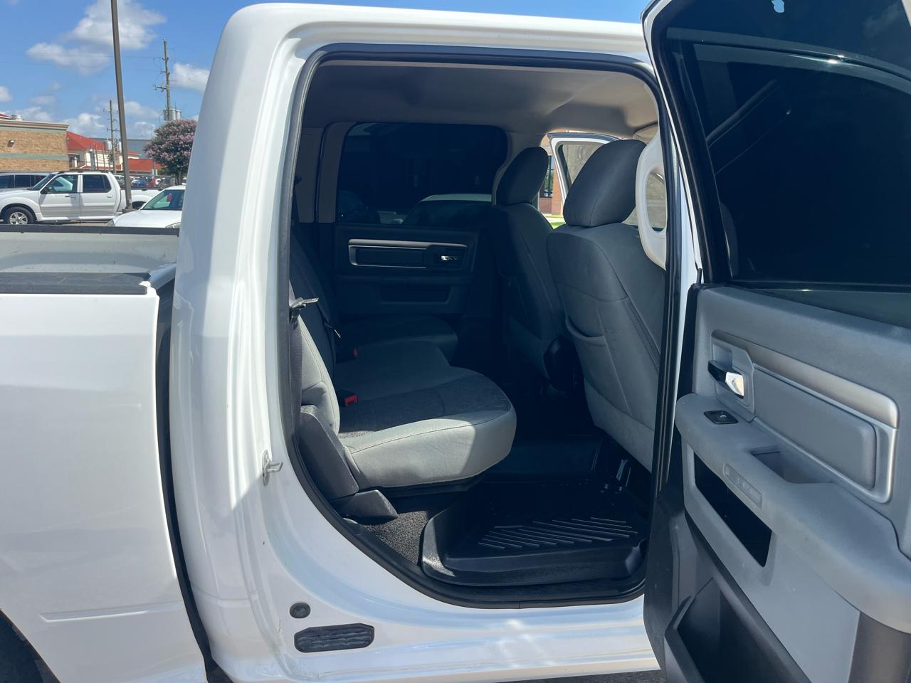 RAM 1500 SLT Crew Cab SWB 4WD 2015
