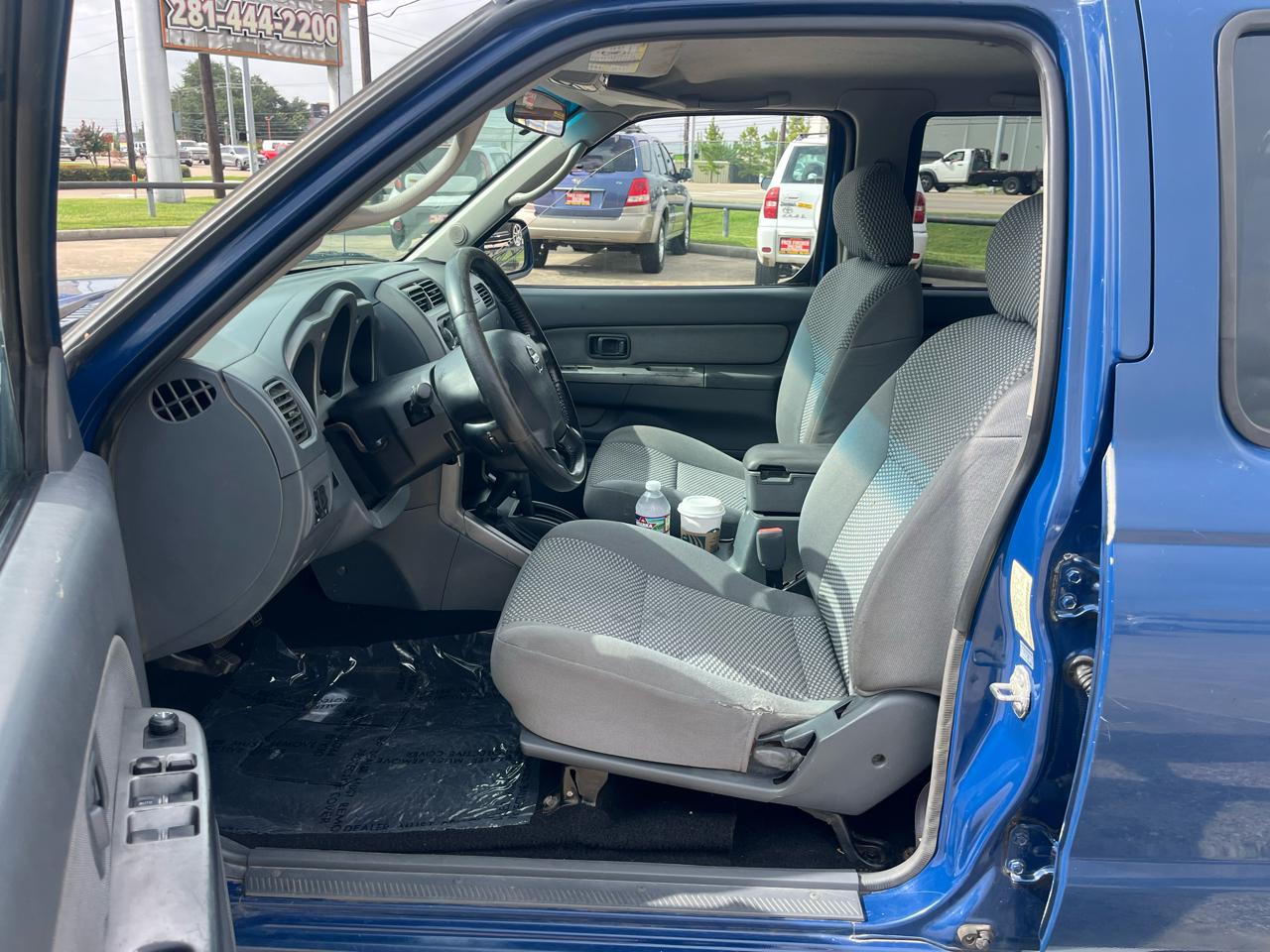 Nissan Frontier XE-V6 Crew Cab Long Bed 4WD 2002
