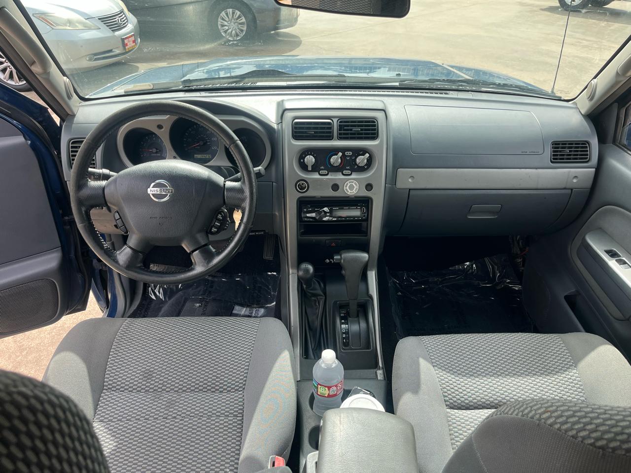 Nissan Frontier XE-V6 Crew Cab Long Bed 4WD 2002