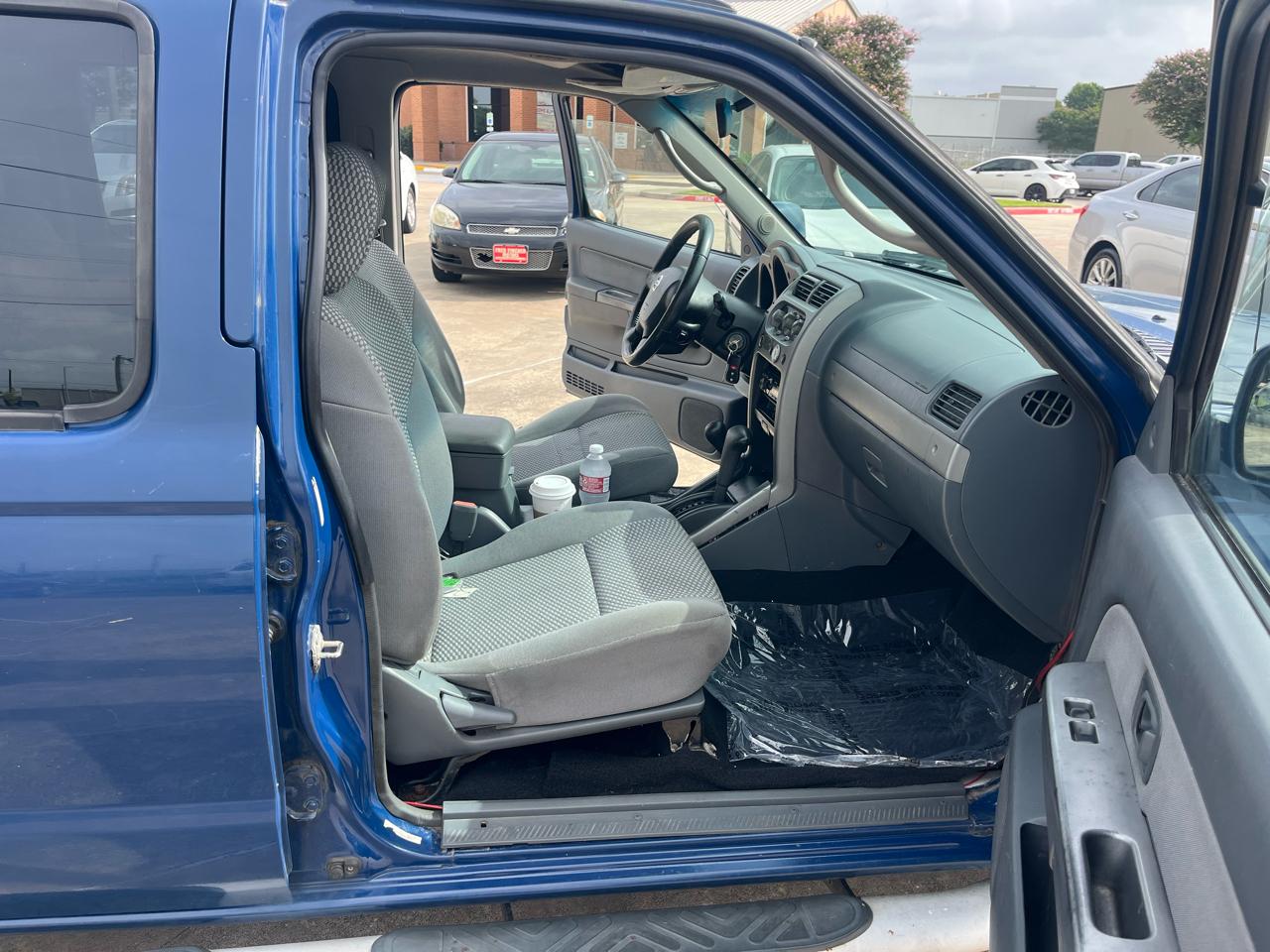Nissan Frontier XE-V6 Crew Cab Long Bed 4WD 2002