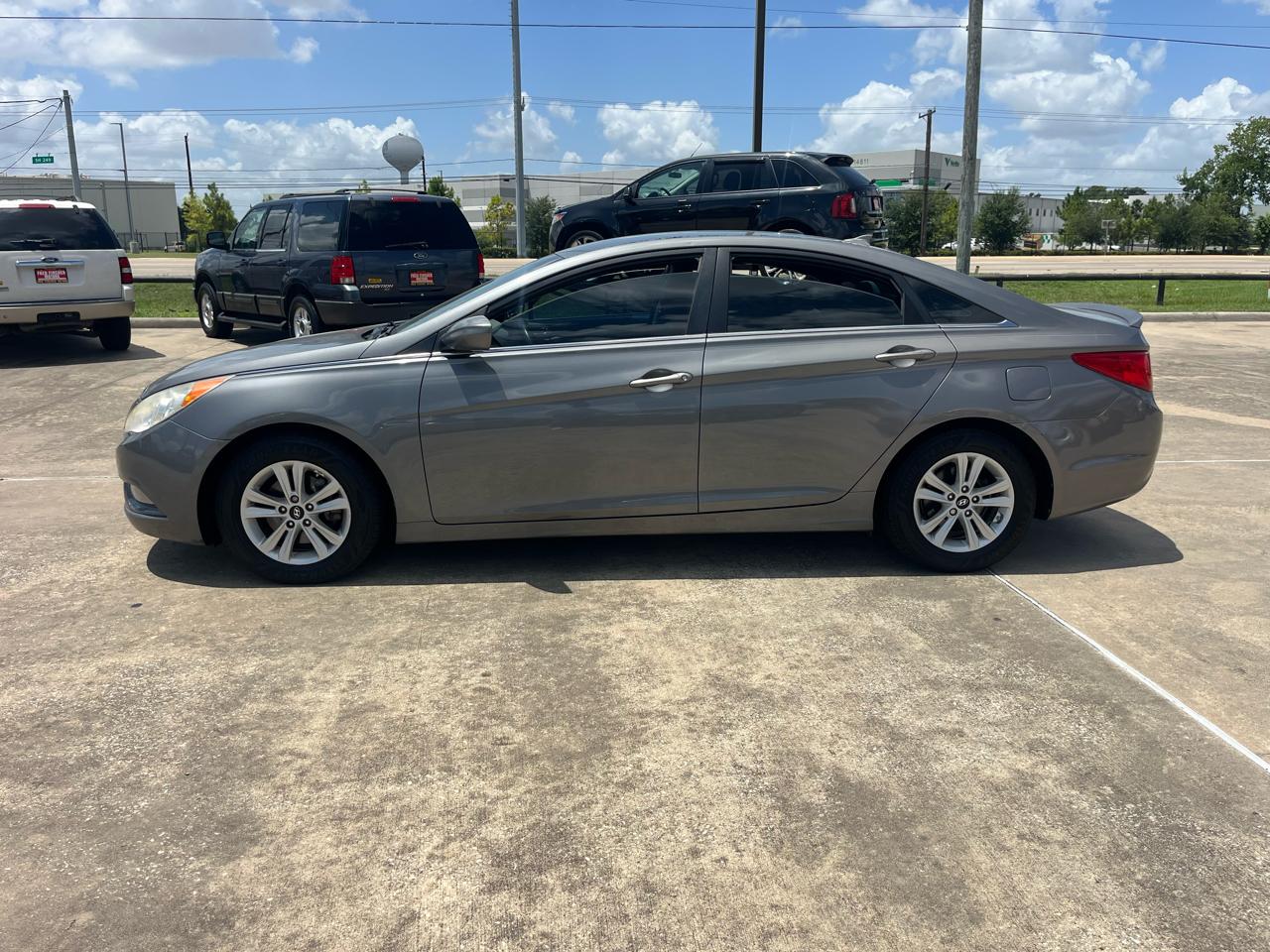 Hyundai Sonata GLS 2013