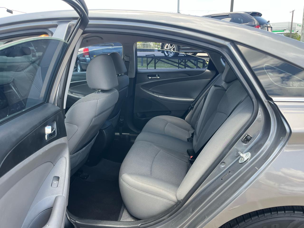 Hyundai Sonata GLS 2013