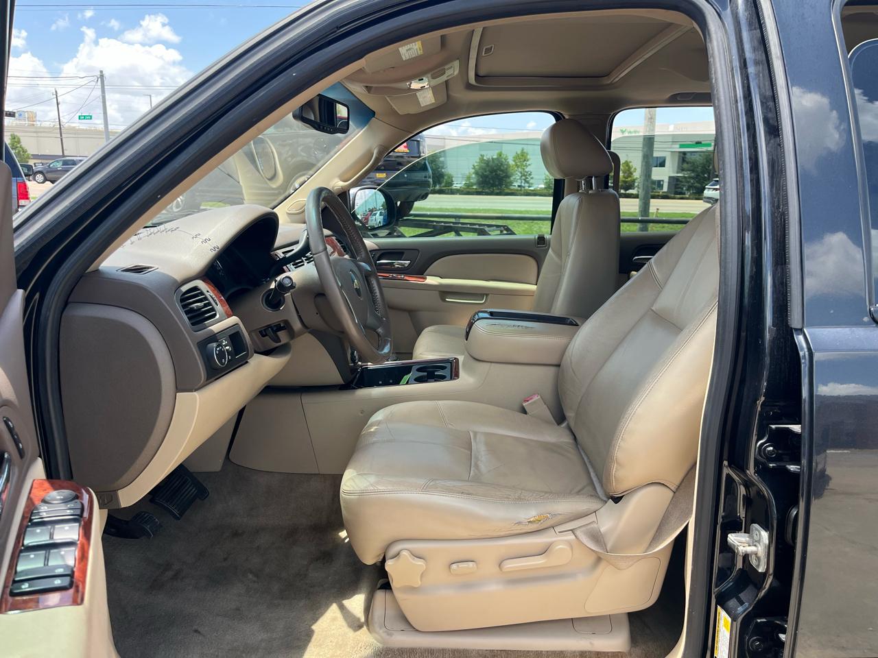 Chevrolet Tahoe LT 2WD 2012