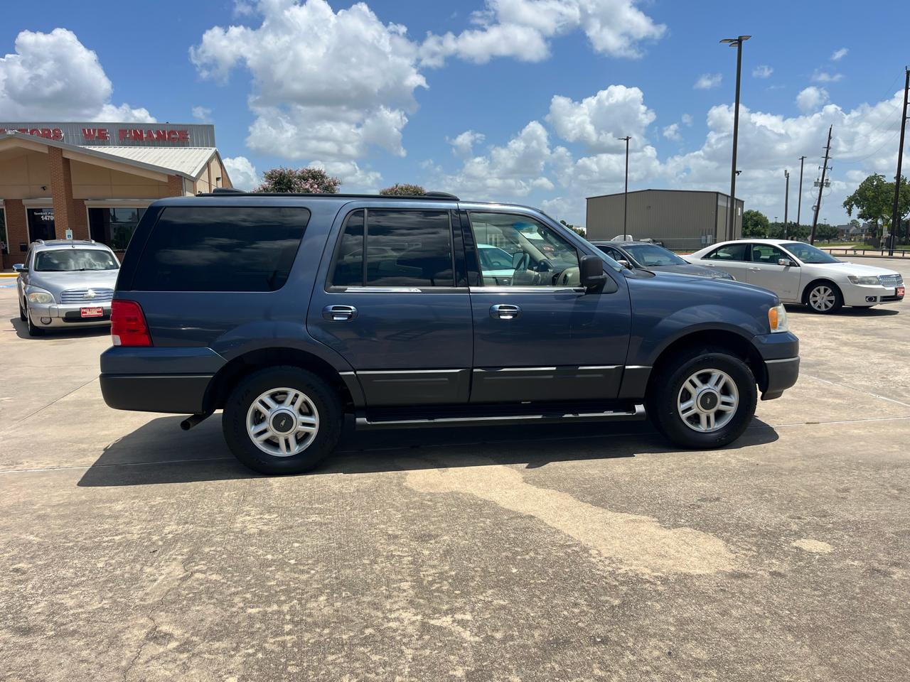 Ford Expedition XLT Popular 5.4L 2WD 2003