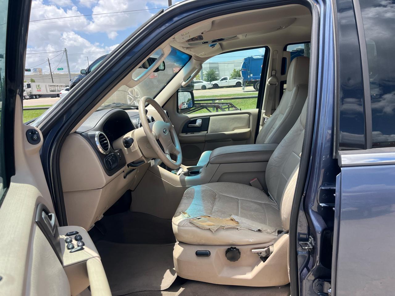 Ford Expedition XLT Popular 5.4L 2WD 2003