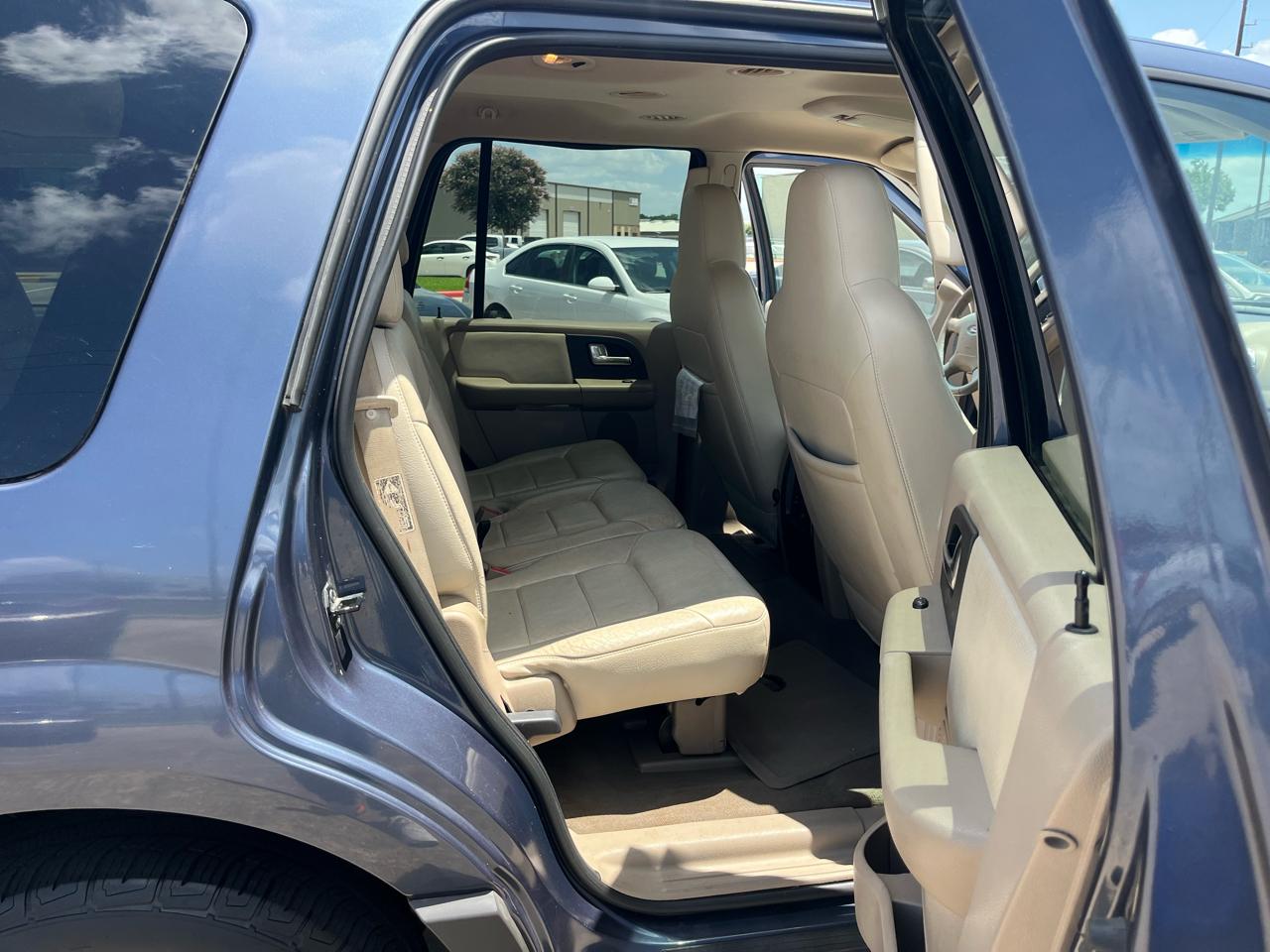 Ford Expedition XLT Popular 5.4L 2WD 2003