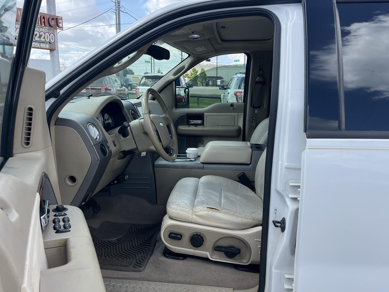 Ford F-150 XLT SuperCrew 4WD 2004