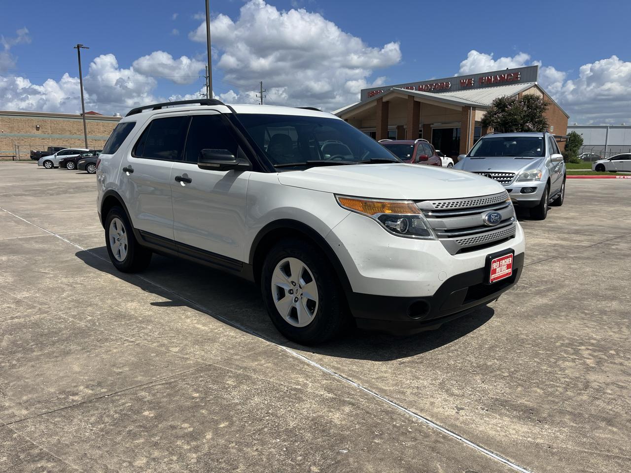 Ford Explorer Base FWD 2012