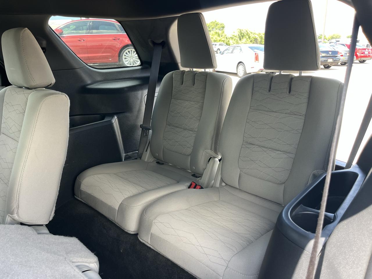 Ford Explorer Base FWD 2012