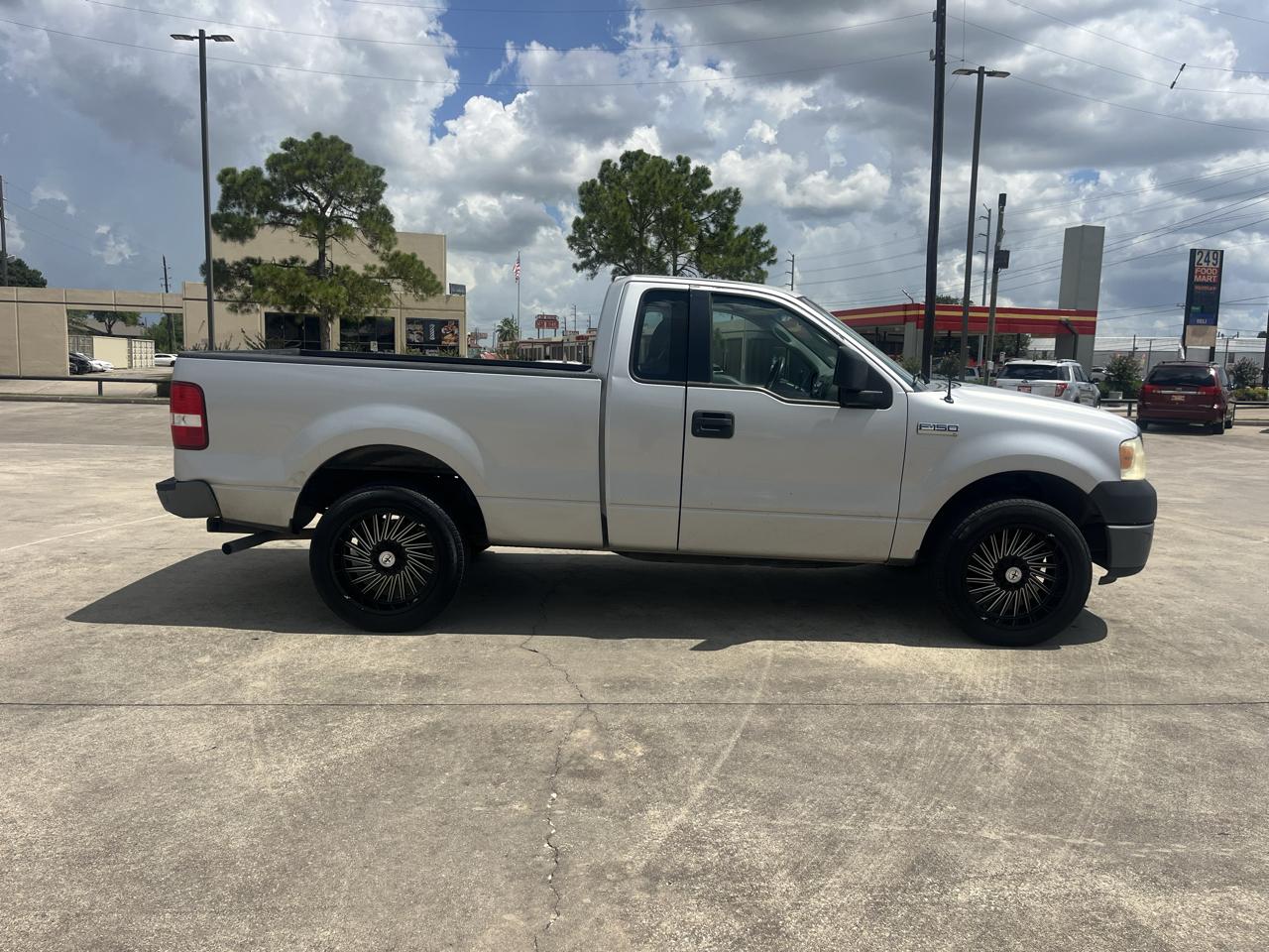 Ford F-150 XLT Long Bed 2WD 2006